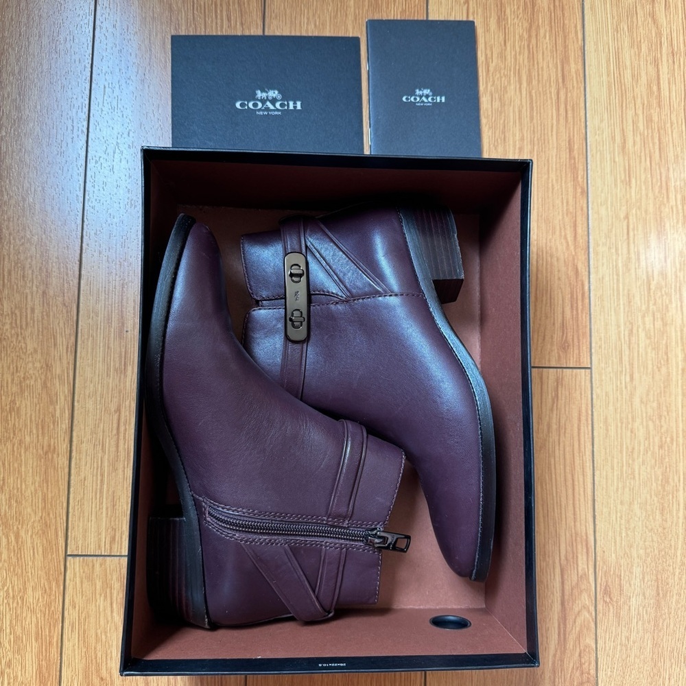 Coach Coleen Bootie Brown Burgundy Buttery Soft Leather Zip Ankle Boots Size 6.5